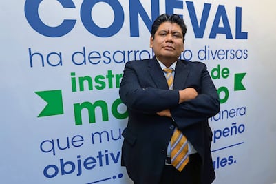 Coneval pide al Senado reconsiderar su extinción; asegura no existen funciones duplicadas con el INEGI