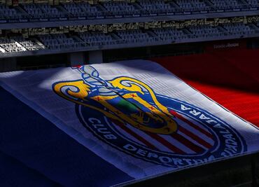 Chivas le sigue pagando a jugadores que ya no están en el equipo