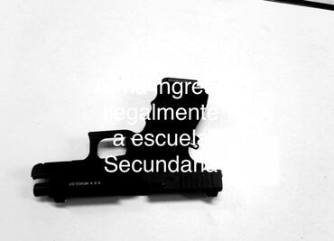 Dan de alta a menor que se disparó al ingresar con arma a secundaria en Iztapalapa