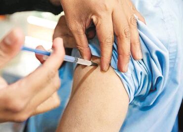 Aumenta 12% la aplicación de vacuna contra influenza: IMSS