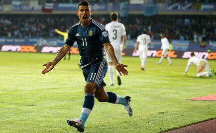 Argentina pega en clásico del Río de la Plata