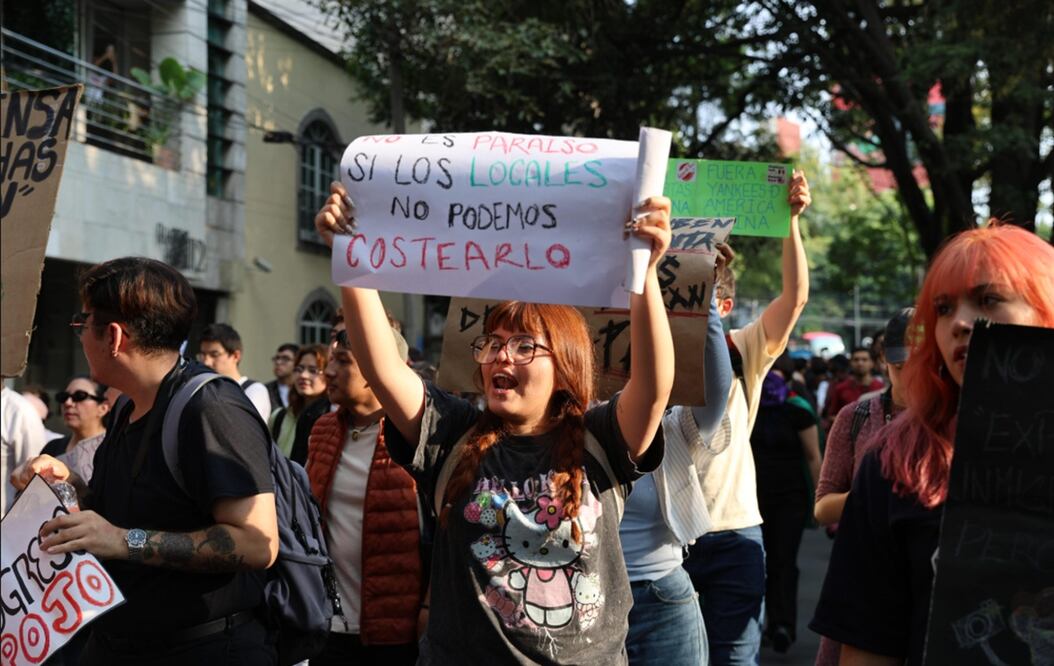 Colectivos vecinales convocan a la segunda marcha contra la gentrificación en CDMX, en defensa del derecho a la vivienda y al espacio público. Foto: Fernanda Zamora/EL UNIVERSAL