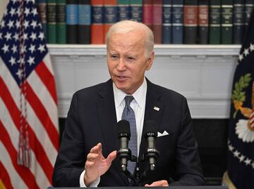 Biden condona préstamos estudiantiles de 35 mil estadounidenses por un monto de mil 200 mdd