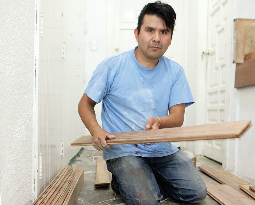 Pedro Tobón decidió volver de Estados Unidos a México durante la crisis económica. Asegura que lo mejor era regresar, al igual que otros mexicanos (LUCÍA GODÍNEZ. EL UNIVERSAL)