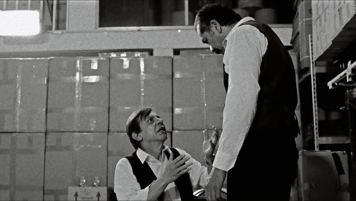 Ad Absurdum es la ópera prima de Hugo Alfredo Hinojosa, con la que ya ha ganado otros dos premios. La película narra la historia de Augusto y Santino, dos políticos corruptos.  Foto: Hugo Alfredo Hinojosa