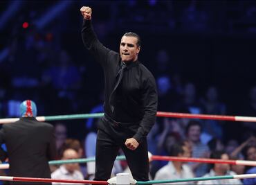 Papá de Alberto del Río acabó en el hospital por culpa de una falsa información