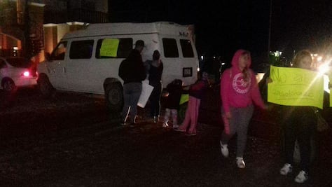 Bloquean dos gasolineras en Guerrero Negro, BCS