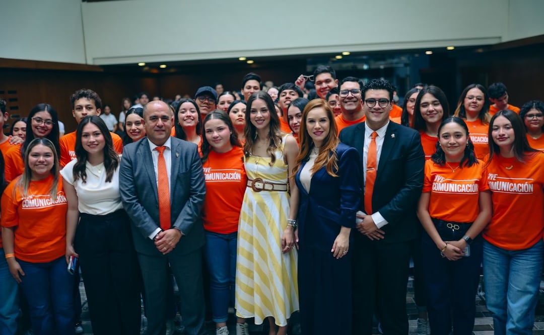 Durante el evento "Click, El Mensaje a tu Alcance" de la UANL, Mariana Rodríguez Cantú comentó avances de estructura en el estado. | Foto: Especial.