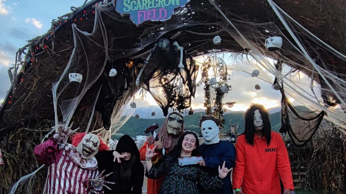 Conoce el laberinto del terror y la Casa de los Espantos en The Pumpkin Dash en Nuevo León

Imagen: The Pumpkin Dash