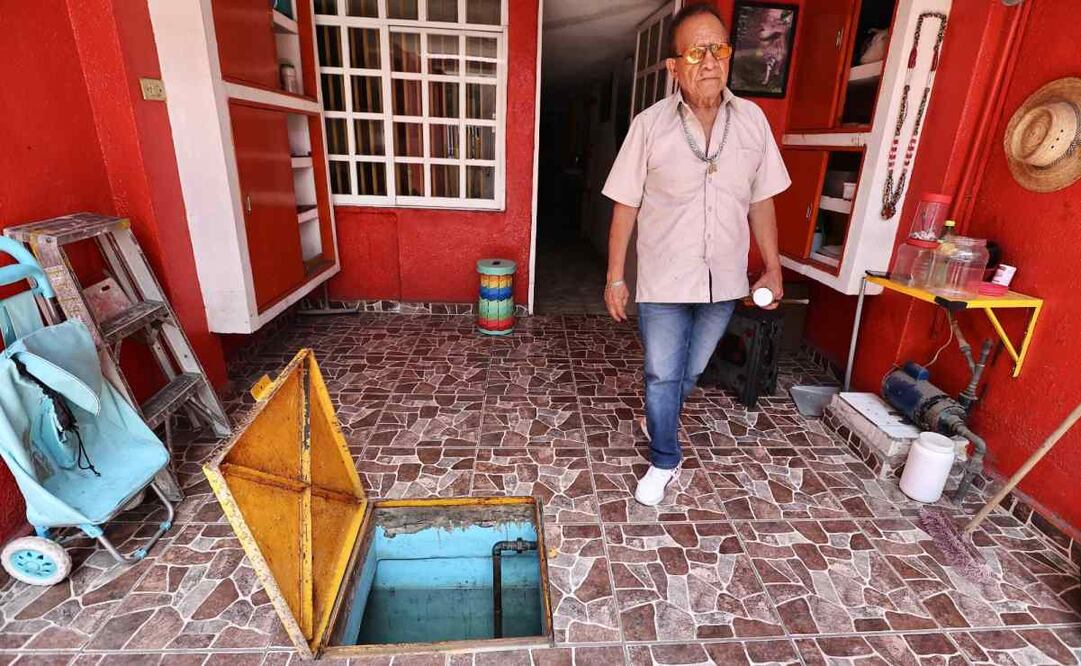 La casa del señor Raúl Ángeles, localizada en la colonia Ejército de Oriente II, en la alcaldía Iztapalapa, fue afectada por la lluvia caída el pasado lunes 02 de junio. Foto: Berenice Fragoso / EL UNIVERSAL