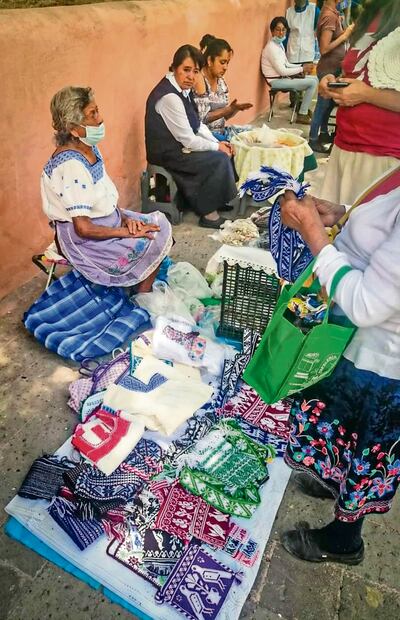 “Aunque haya calor, hay que salir a vender”