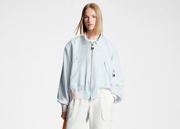 5 prendas deportivas para usar en outfits de diferentes estilos