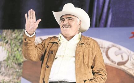 Vicente Fernández se encuentra estable, despierto y sin medicamentos que afecten su estado