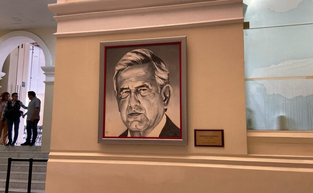 Colocan retrato de AMLO en Palacio de Gobierno de Tabasco (10/03/2025). Foto: Especial