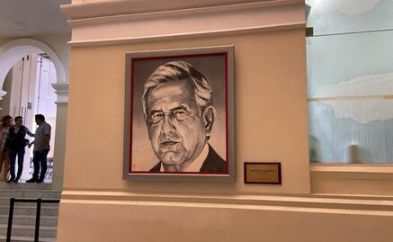 Colocan retrato de AMLO en Palacio de Gobierno de Tabasco; aseguran que es para valorar su contribución al país