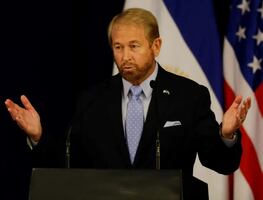 Embajador Ronald Johnson resalta "excelente" cooperación con México; "seguiremos fortaleciendo esta relación", dice