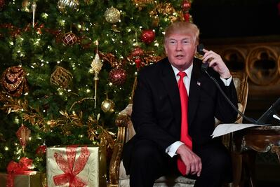 Trump asegura que la gente vuelve a decir "Feliz Navidad" gracias a él