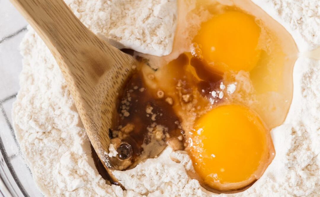 ¿Es de mala suerte que te salga doble yema al quebrar un huevo? / Foto: Unsplash.