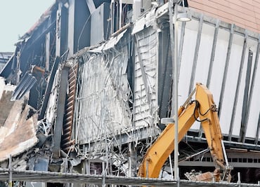 Reabren paso en la zona del derrumbe de Artz Pedregal
