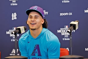 Alek Thomas confiesa que su mamá está orgullosa de verlo jugar en México