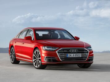 ​Presentan el nuevo Audi A8 (y está increíble)   