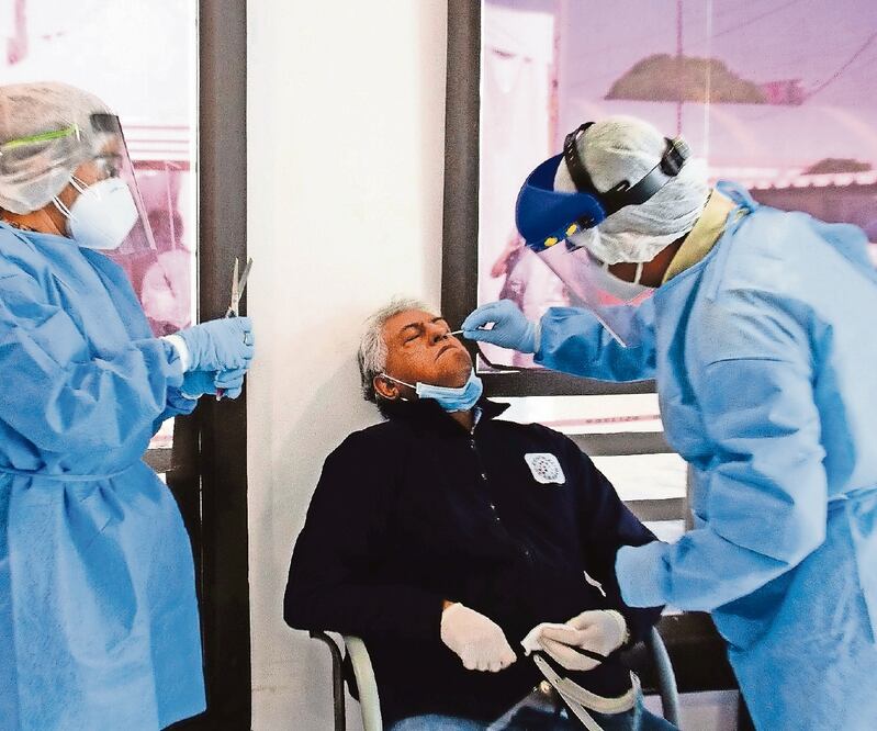 Con las muestras se dimensiona la curva epidemiológica: Senado. Foto: ARCHIVO EL UNIVERSAL