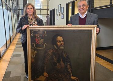 México recibe retrato de Hernán Cortés donado por una de sus descendientes