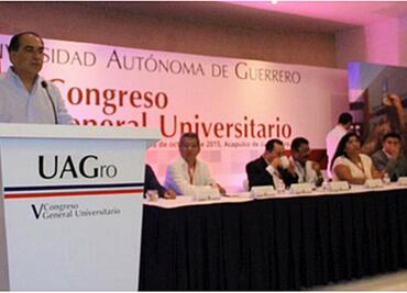 Gestionará Astudillo recursos para Universidad de Guerrero