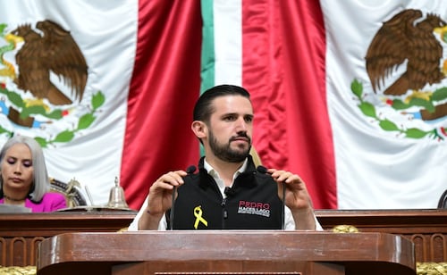 Morena propone proteger la identidad digital después de la muerte; iniciativa busca regular cuentas y perfiles personales