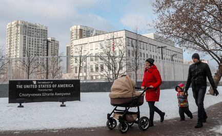 "Salgan ya": EU urge a ciudadanos dejar Ucrania; advierte que no hay plan de evacuación