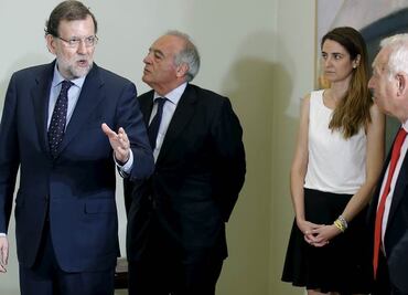 Rajoy confía que Grecia cumplirá con medidas de austeridad