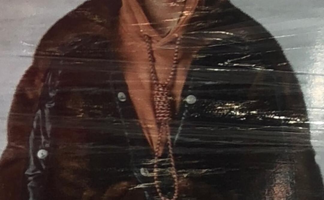 La sudadera que tuvo escándalo por su diseño. Foto: Instagram