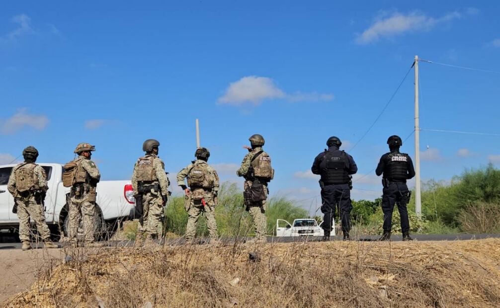 Operativos realizados por elementos del ejército en el municipio de Navolato, Sinaloa (26/05/2025). Foto: Especial