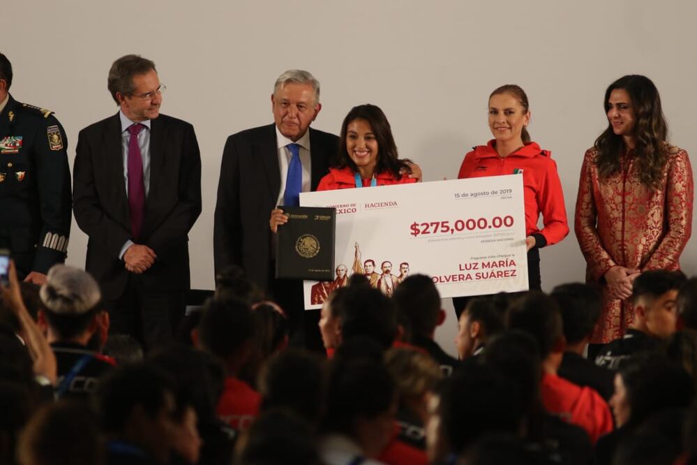 Entrega de cheques a ganadores de juegos panamericanos Lima Peru 2019 FOTO: CARLOS MEJIA/ EL UNIVERSAL