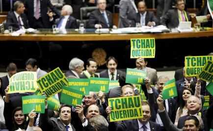 Oposición denuncia a Rousseff por supuesta compra de votos