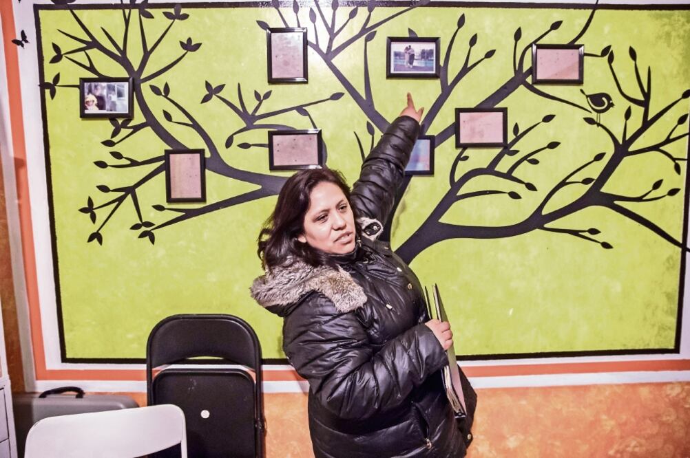 Magdalena vive en un departamento en la zona de Harlem, en Nueva York, que comparte con sus tres hijos y todos los familiares de su marido que han emigrado desde Puebla. (YADIN XOLALPA. EL UNIVERSAL)