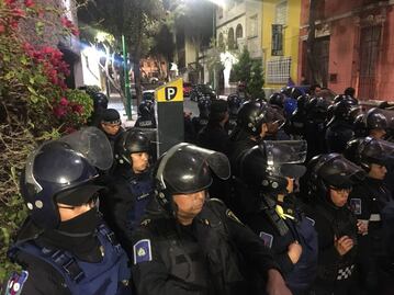 Colocan parquímetros en la Tabacalera pese a resistencia de vecinos