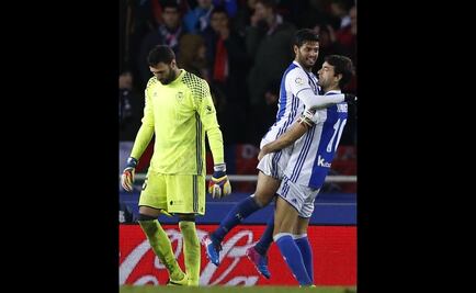 Carlos Vela anota en el triunfo de la Real Sociedad 3-2 sobre Osasuna