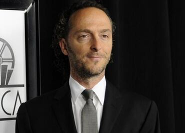 Emmanuel Lubezki wins best cinematography for "The Revenant"