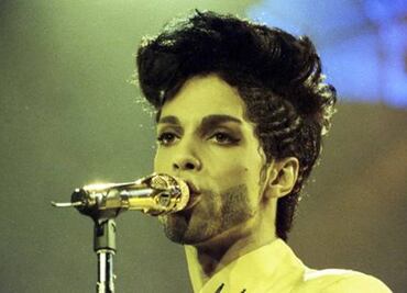 No signs of trauma or suicide in Prince's death: police