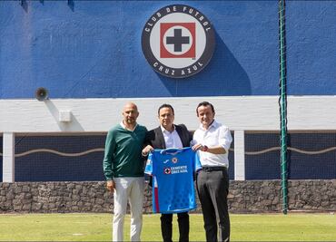 El presidente de la Liga MX se reúne con la directiva de Cruz Azul para revisar avances del FAN ID