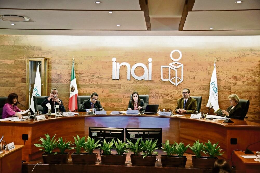 A los integrantes del Inai les preocupa la falta de capacidad tecnológica en algunos estados, ya que hay 2 mil sujetos obligados que aún no se suman a la plataforma (ARCHIVO EL UNIVERSAL)