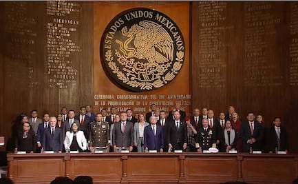 Ministra Norma Piña, Creel y Sheinbaum, entre los que acompañan a AMLO en ceremonia por aniversario de la Constitución