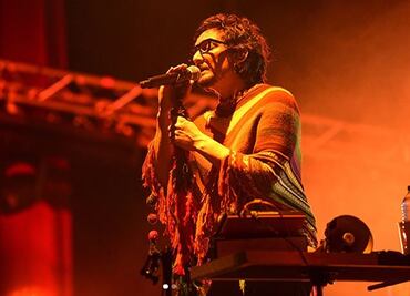 Zoé lleva al cielo a sus fans