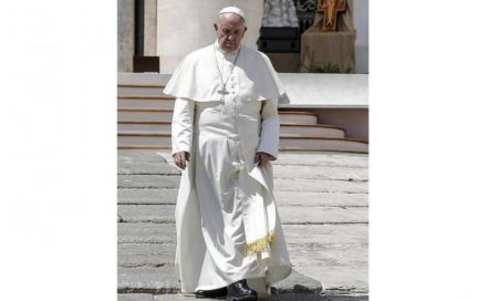 Papa Francisco se reúne con víctimas de abuso sexual en Irlanda