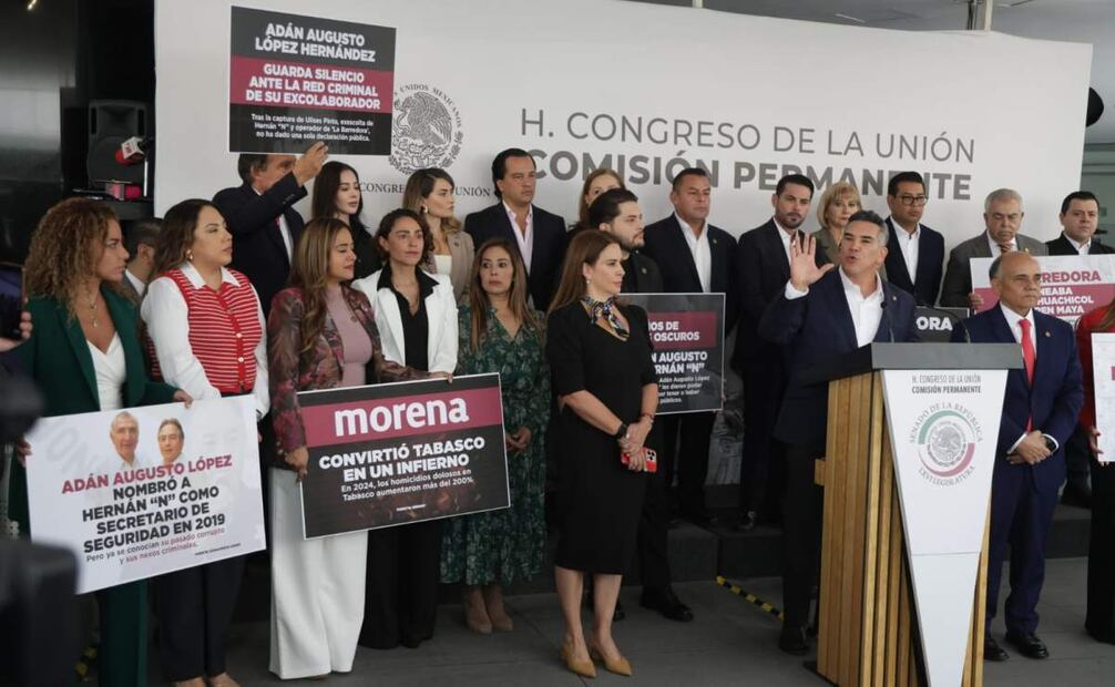 Grupo Parlamentario del PRI anuncia que denunció penalmente a integrantes de Morena, incluido el expresidente López Obrador. Foto: Carlos Mejía/ EL UNIVERSAL