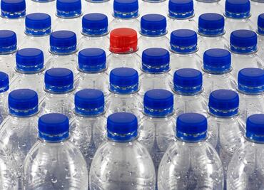 Entra en vigor ley que prohíbe envases y embalajes de PET y unicel en Oaxaca