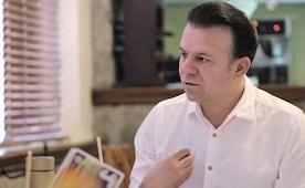 Gobernador de Durango niega que le hayan retirado la visa; "están revisando por qué brincó una alerta amarilla", dice