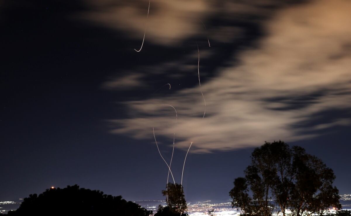 Israel y Estados Unidos lanzan ataque a Iran. Foto: Atef Safadi/EFE.