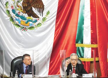 Bartlett revela adeudo millonario de Iberdrola